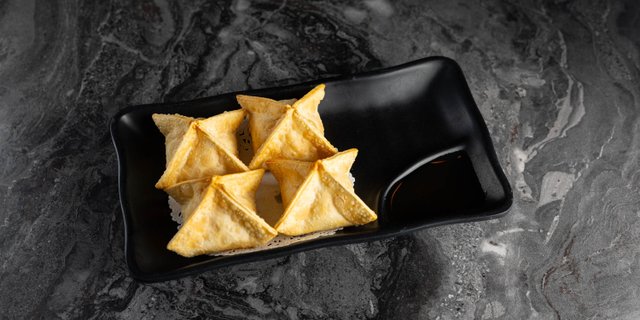 Crab Rangoon