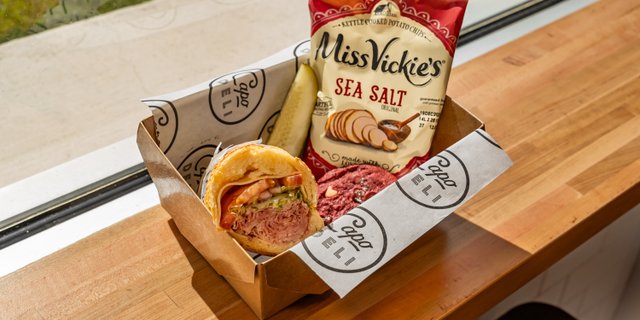 Cold Sub Boxed Lunch