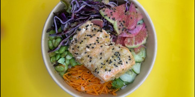 10 Poached Salmon Bowls