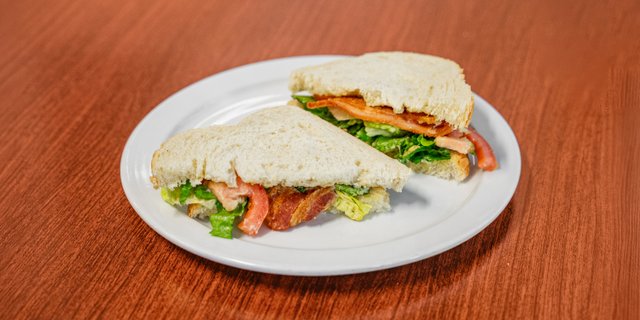 Ultimate BLT Sandwich