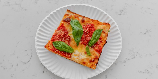 Grandma Large Pizza