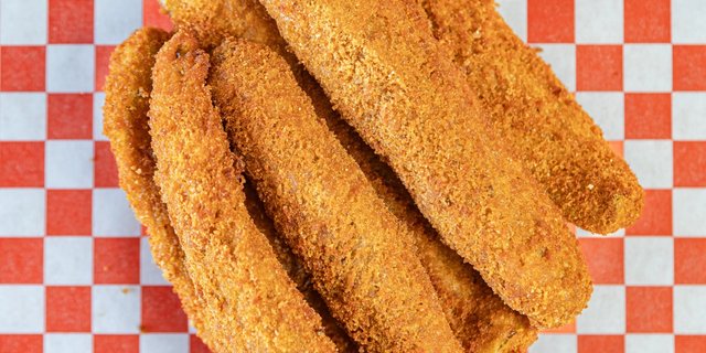 Fried Pickles Tray