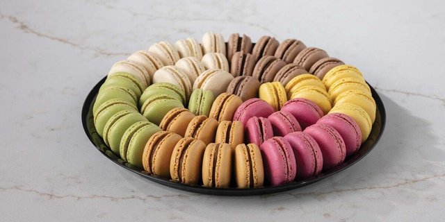Assorted Macarons