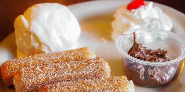 Churros (1 Dozen)