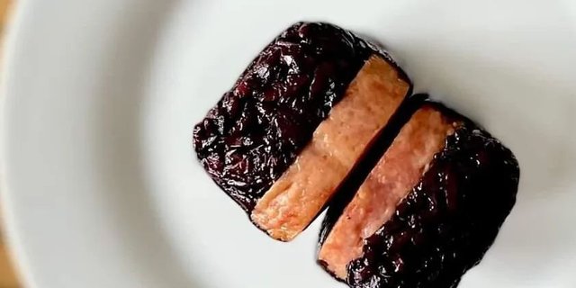Musubi w/ Purple Rice