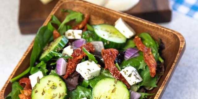 Mangia Salad