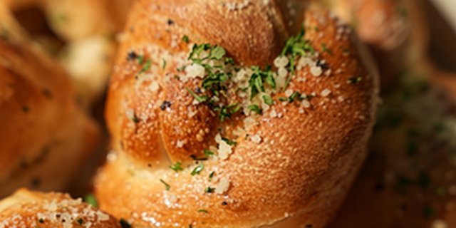 Garlic Knots