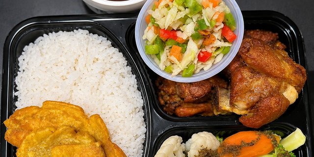 Caribbean-Style Fried Chicken Entrée