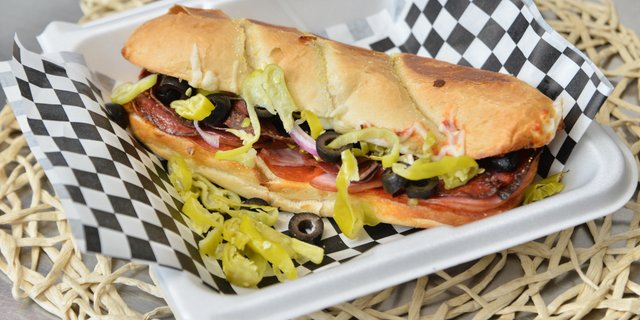 Pizazz Italian Sub