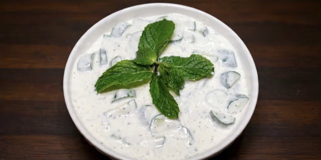 Individual Yogurt & Cucumber Salad