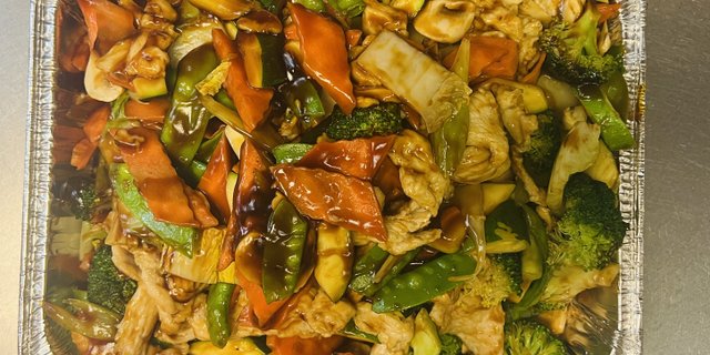 Chicken w/ Mixed Vegetables Tray
