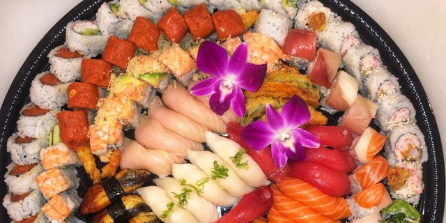 Sushi & Roll Platter