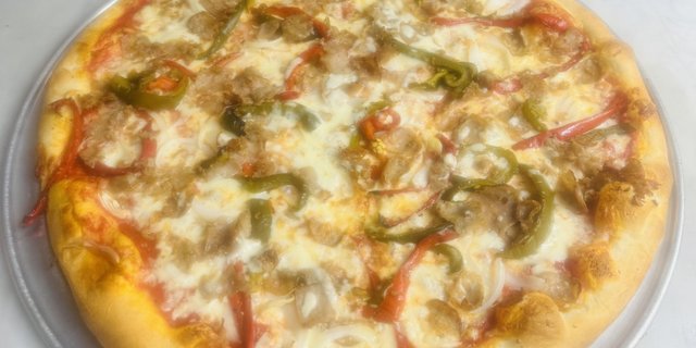 Gourmet Old Fashioned Tomato Pie Pizza