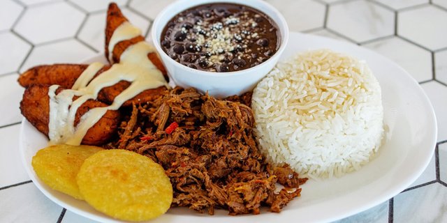 Shredded Beef Pabellón