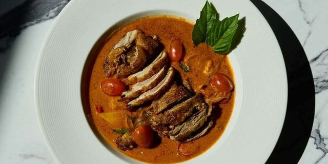 Roasted Duck Curry