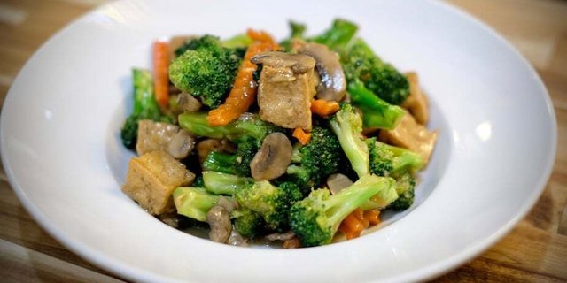 Individual Broccoli Stir-Fry