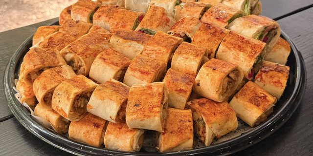 Sandwich Rolls Tray