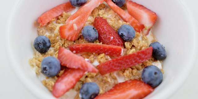 Greek Yogurt w/ Fruit