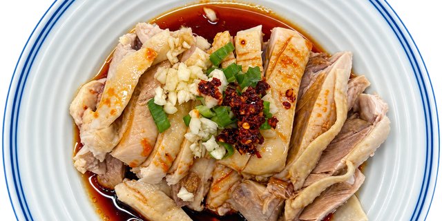 Steam Chicken with Chili Sauce Tray