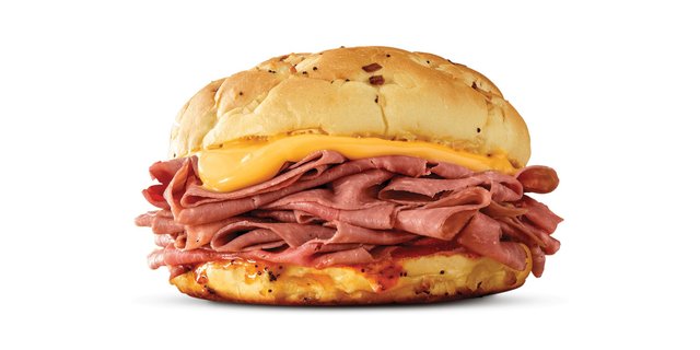 Beef 'n' Cheddar Classic Sandwich