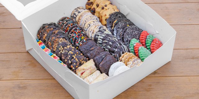 Italian Cookies Box