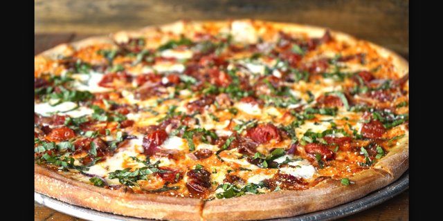 Habanero Cream Sauce Pizza