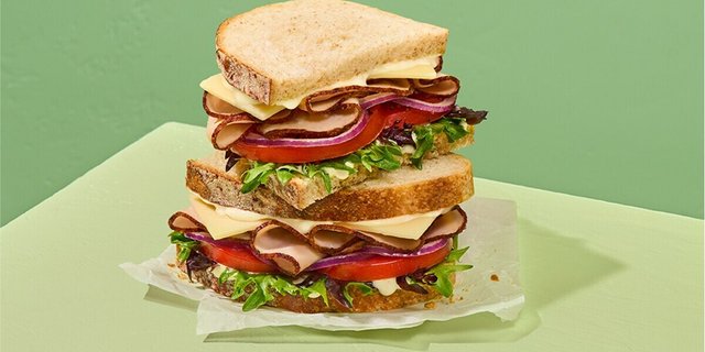 Turkey & Cheddar Sandwich Boxed Lunch