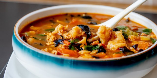 Tomato & Egg Dumpling Soup