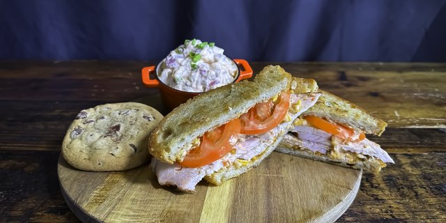 Smoked Turkey & Pimento Cheese Sandwich Boxed Lunch