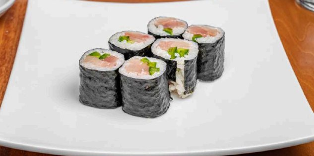 Yellowtail & Jalapeño Roll