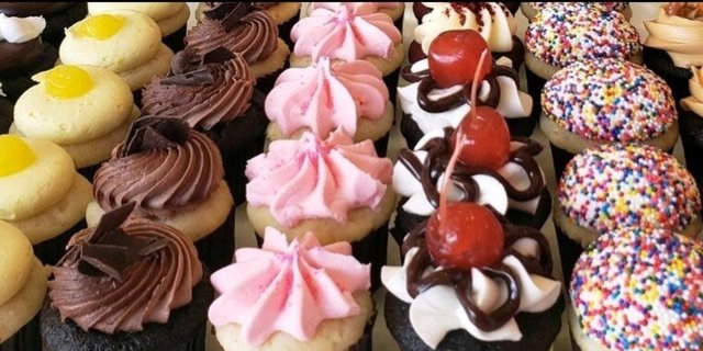 Signature Mini Cupcakes