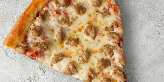 18" Sausage Pizza