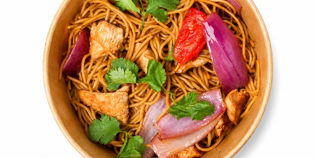 Lunch Tallarin Saltado Chicken