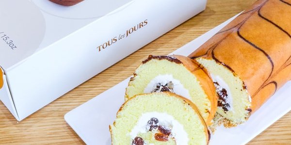 Classic Roll Cake