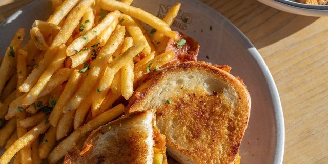 Pimento Grilled Cheese