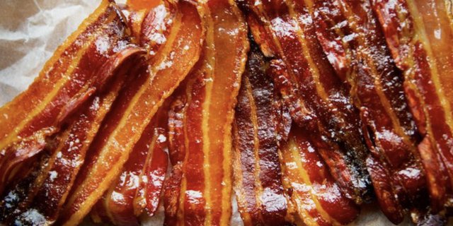 Maple Baked Bacon w/ Black Pepper