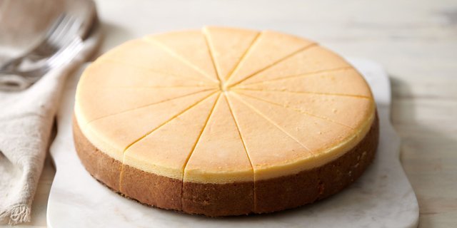 10" Whole Plain Cheesecake