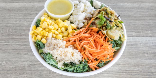 Quinoa, Kale & Corn Salad