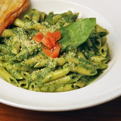 Penne w/ Basil Pesto