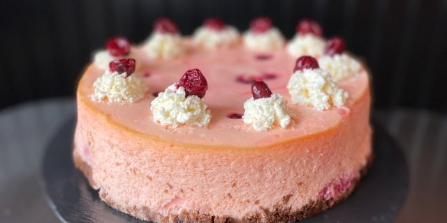 9" Cherry Cloud Cheesecake