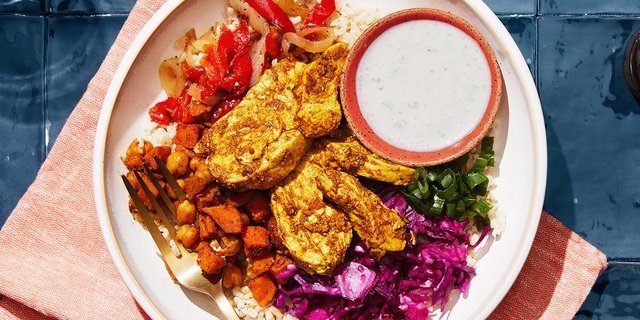 Chicken Shawarma w/ Yogurt Sauce