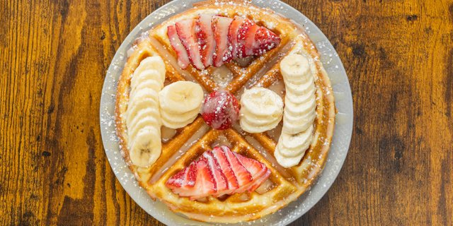 Classic Fruit Waffle