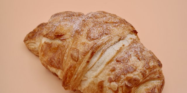 Almond Croissant