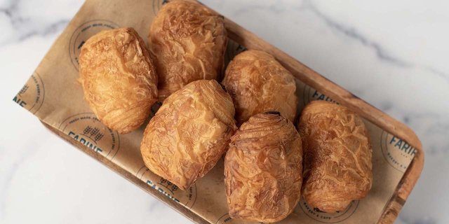 Demi Pain Au Chocolat
