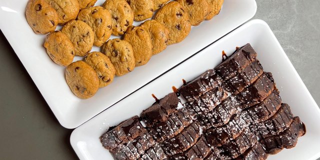 Assorted Cookie & Brownie Tray