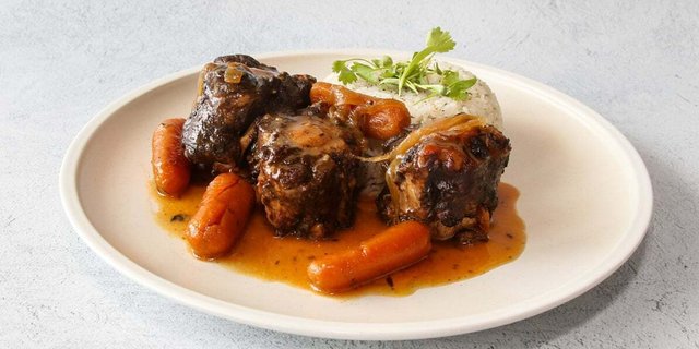 Braised Oxtail