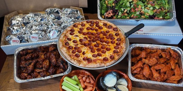 Wing & Pizza Party Combo