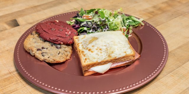Croque Monsieur Box