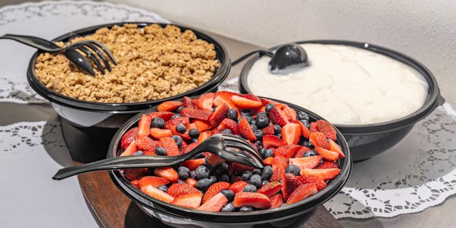 Morning Berry Breakfast Parfait