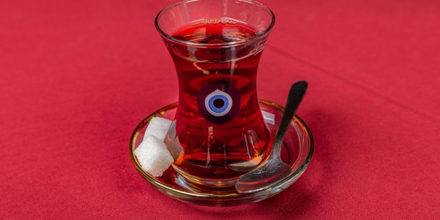 Kurdish Tea
